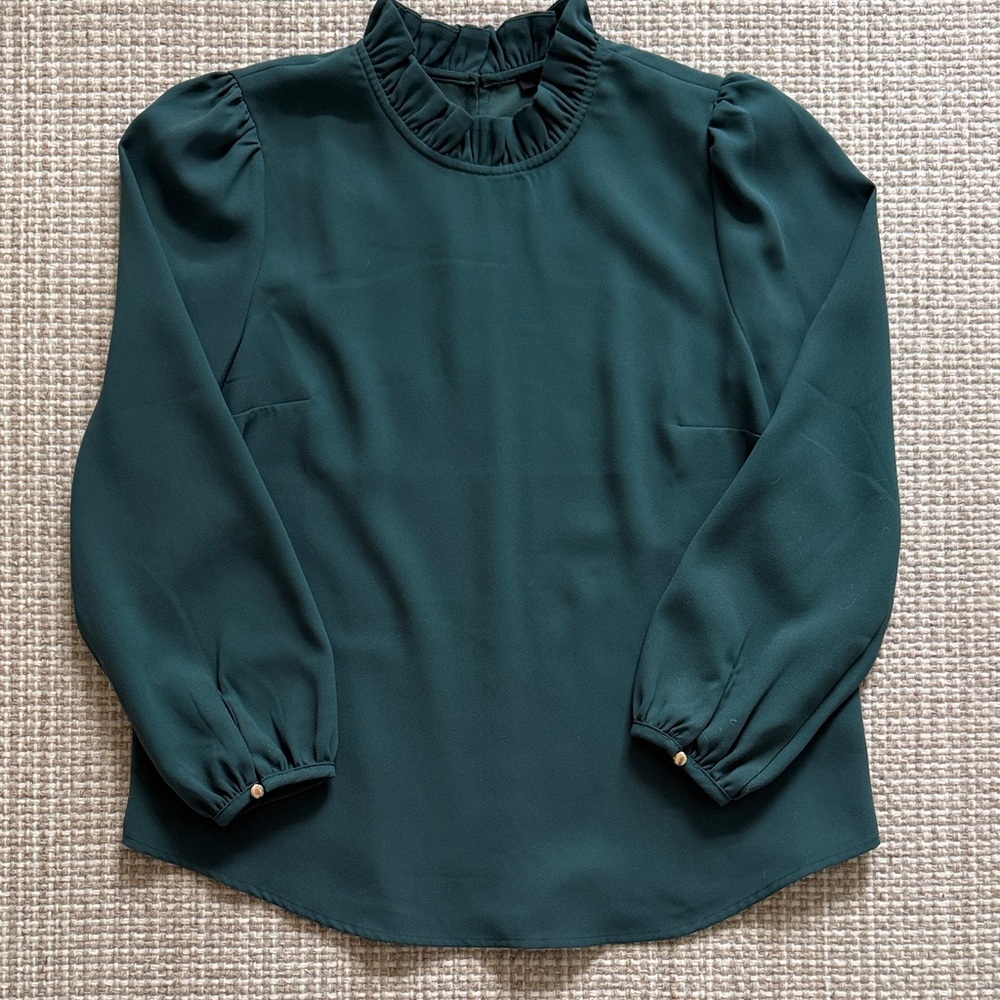 J. Crew Green Women's Top Size Medium EUC Ruffle Crepe